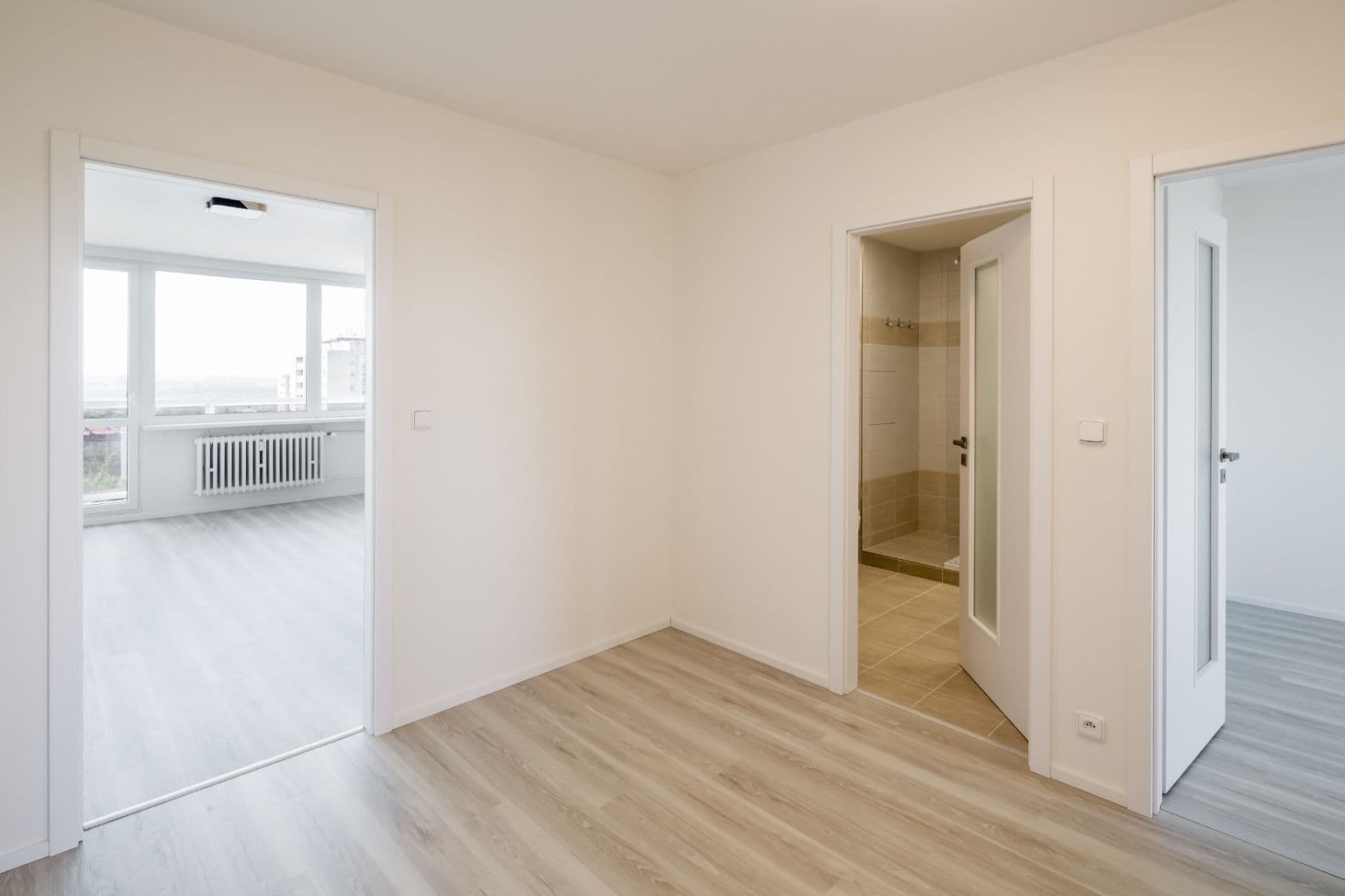 Prenájom bytu 3-izbový 67 m², Mirovická, Praha, Praha Prenájom bytu 3-izbový 67 m², Mirovická, Praha, Praha