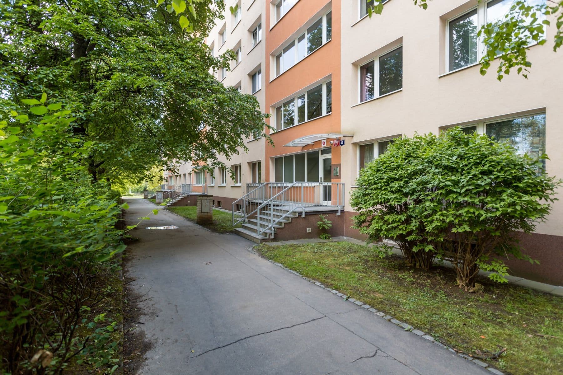 Prenájom bytu 3-izbový 67 m², Mirovická, Praha, Praha Prenájom bytu 3-izbový 67 m², Mirovická, Praha, Praha