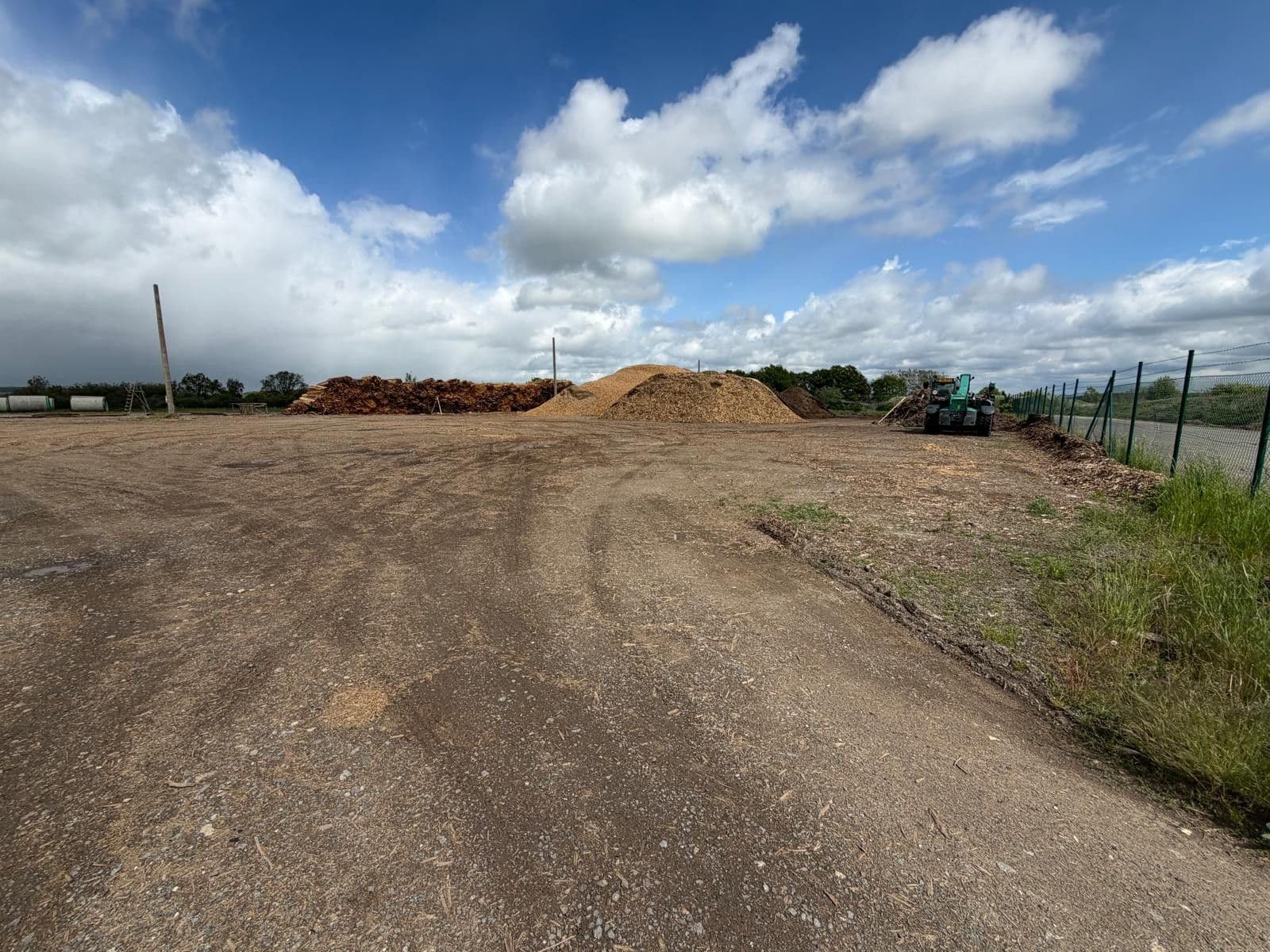 Prenájom pozemku 100.000 m², Všeruby, Plzeňský kraj Prenájom pozemku 100.000 m², Všeruby, Plzeňský kraj