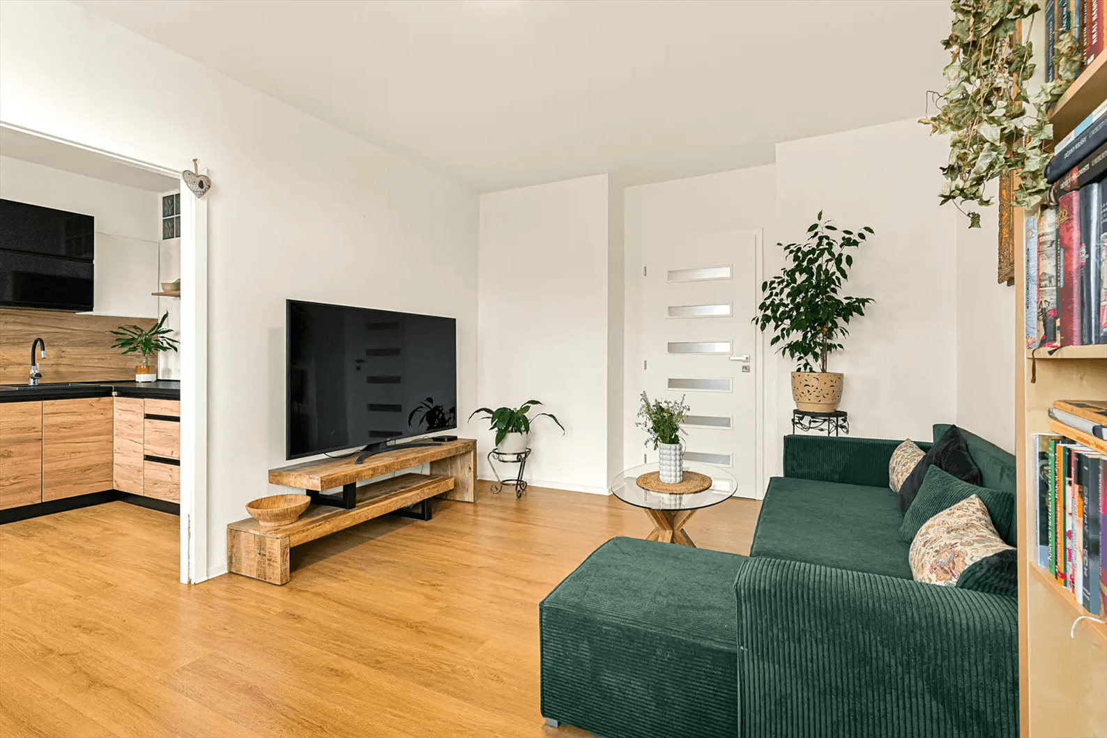 Prenájom bytu 3-izbový 12 m², Družby, Pardubice, Pardubický kraj Prenájom bytu 3-izbový 12 m², Družby, Pardubice, Pardubický kraj