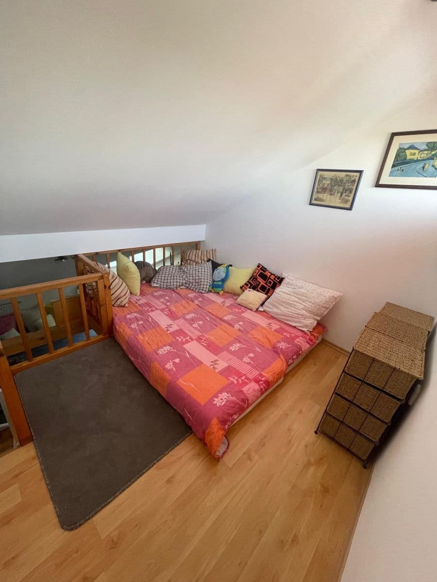Predaj domu 135 m², pozemek 264 m², Vl. Vančury, České Budějovice, Jihočeský kraj Predaj domu 135 m², pozemek 264 m², Vl. Vančury, České Budějovice, Jihočeský kraj