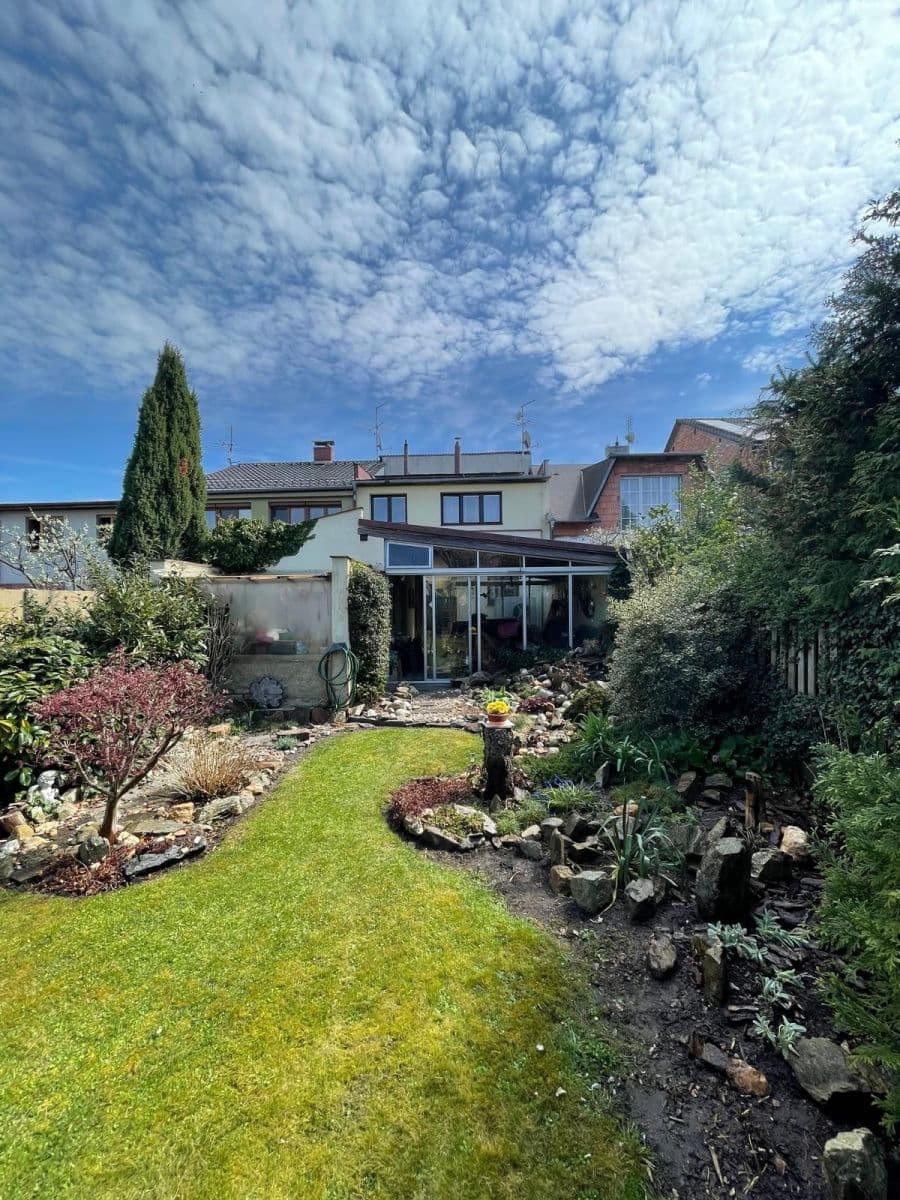 Predaj domu 135 m², pozemek 264 m², Vl. Vančury, České Budějovice, Jihočeský kraj Predaj domu 135 m², pozemek 264 m², Vl. Vančury, České Budějovice, Jihočeský kraj