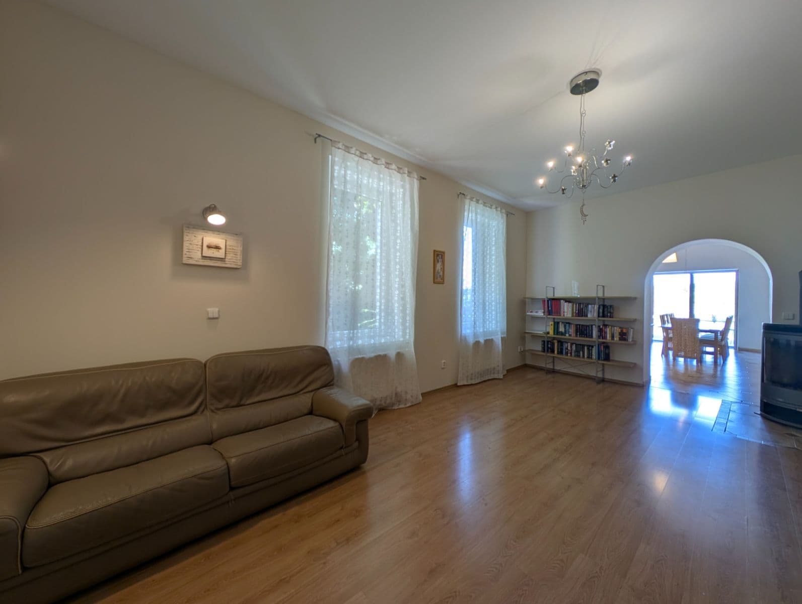 Predaj domu 300 m², pozemek 1.182 m², náměstí Kněžny Ludmily, Tetín, Středočeský kraj Predaj domu 300 m², pozemek 1.182 m², náměstí Kněžny Ludmily, Tetín, Středočeský kraj