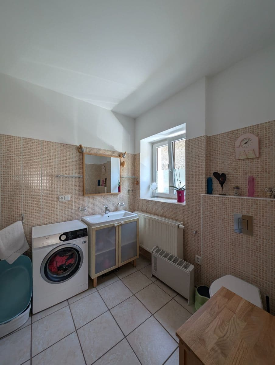 Predaj domu 300 m², pozemek 1.182 m², náměstí Kněžny Ludmily, Tetín, Středočeský kraj Predaj domu 300 m², pozemek 1.182 m², náměstí Kněžny Ludmily, Tetín, Středočeský kraj