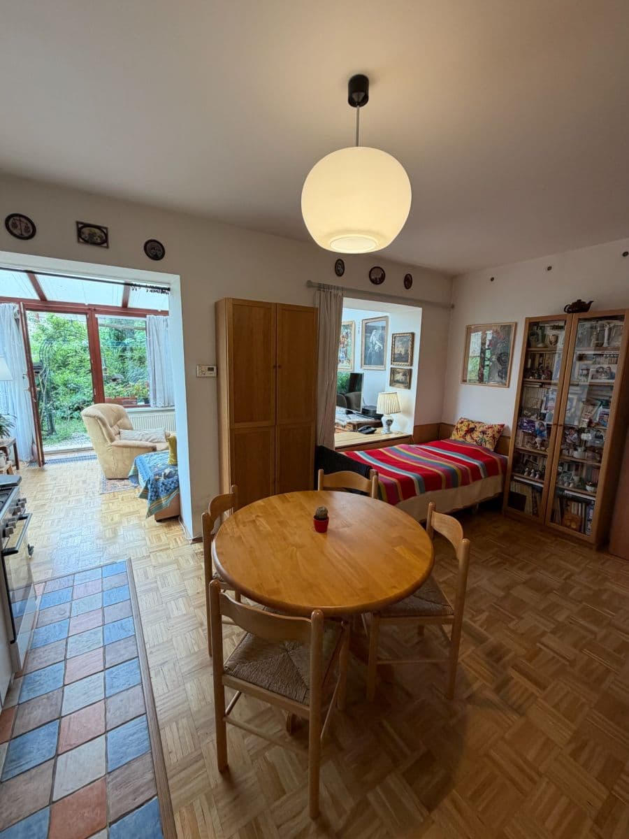 Prenájom bytu 2-izbový 41 m², Ohnivcova, Praha, Praha Prenájom bytu 2-izbový 41 m², Ohnivcova, Praha, Praha