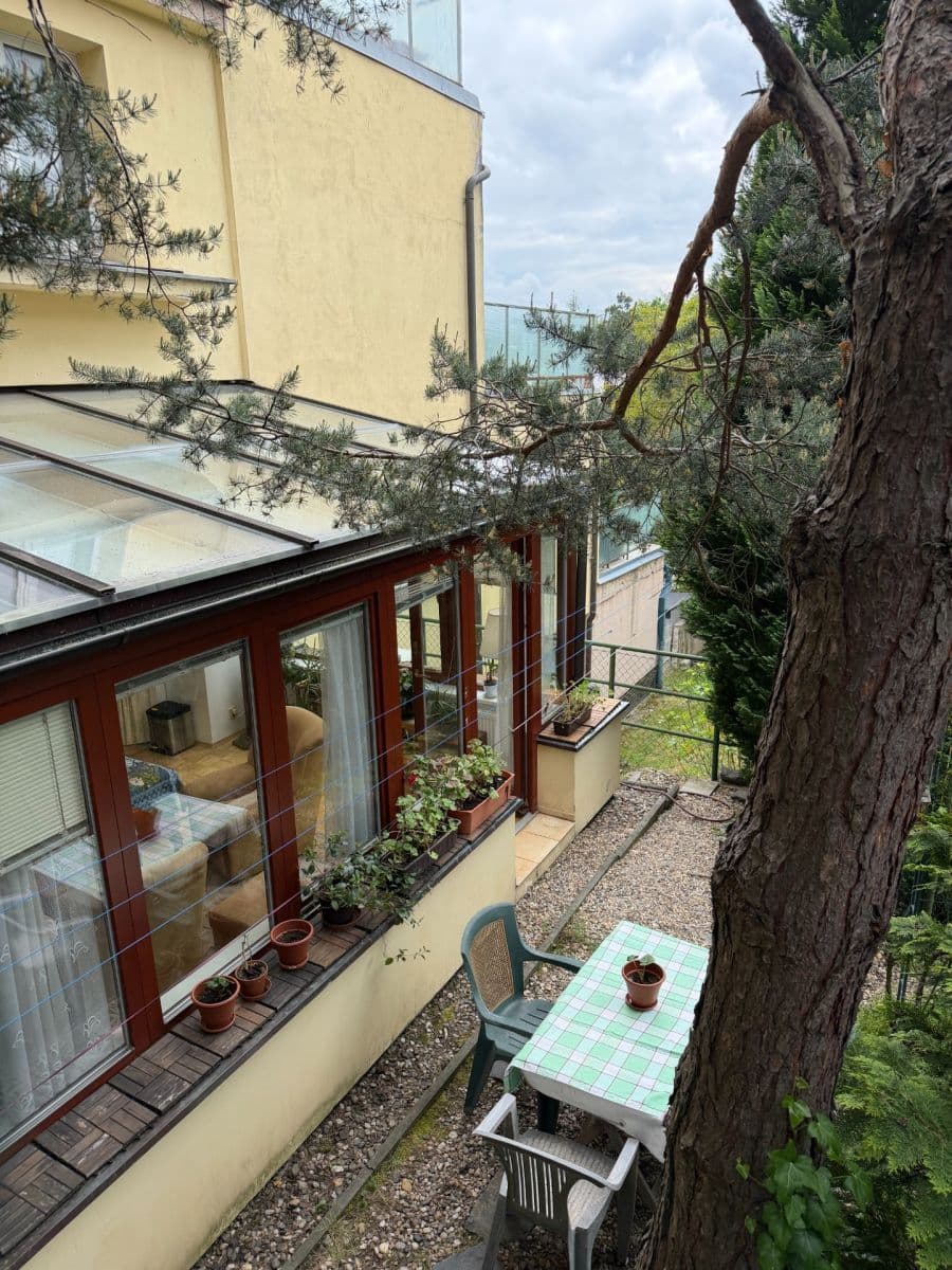 Prenájom bytu 2-izbový 41 m², Ohnivcova, Praha, Praha Prenájom bytu 2-izbový 41 m², Ohnivcova, Praha, Praha