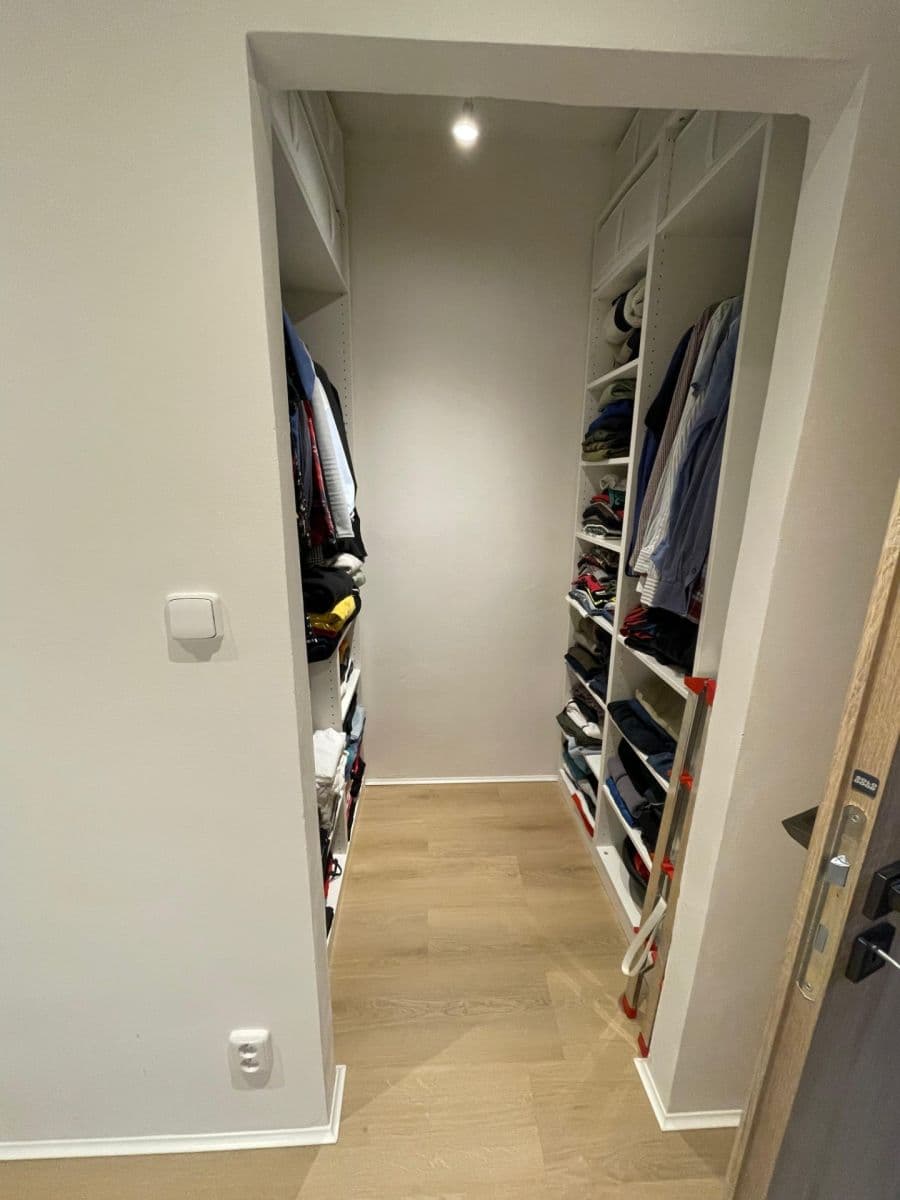 Prenájom bytu 3-izbový 74 m², Horská, Liberec, Liberecký kraj Prenájom bytu 3-izbový 74 m², Horská, Liberec, Liberecký kraj