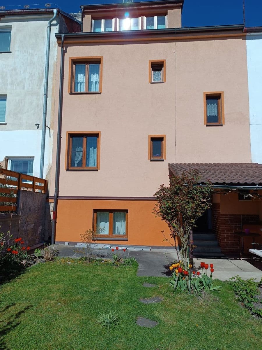 Predaj domu 223 m², pozemek 173 m², Lidická, Plzeň, Plzeňský kraj Predaj domu 223 m², pozemek 173 m², Lidická, Plzeň, Plzeňský kraj