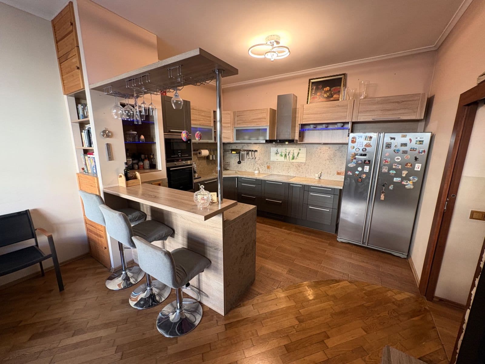 Predaj bytu 3-izbový 78 m², 5. května, Praha, Praha Predaj bytu 3-izbový 78 m², 5. května, Praha, Praha