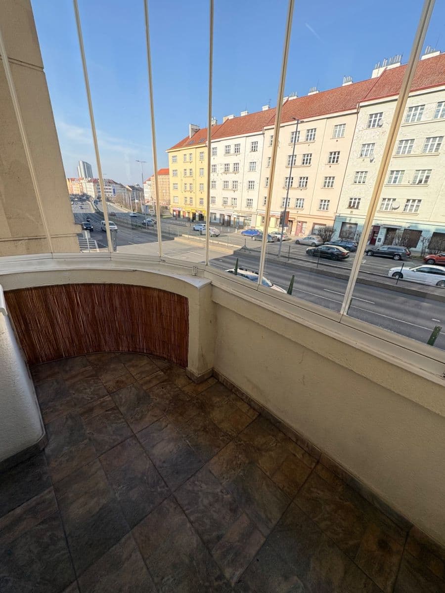 Predaj bytu 3-izbový 78 m², 5. května, Praha, Praha Predaj bytu 3-izbový 78 m², 5. května, Praha, Praha