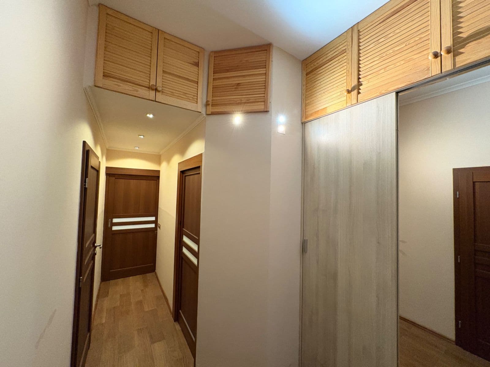 Predaj bytu 3-izbový 78 m², 5. května, Praha, Praha Predaj bytu 3-izbový 78 m², 5. května, Praha, Praha