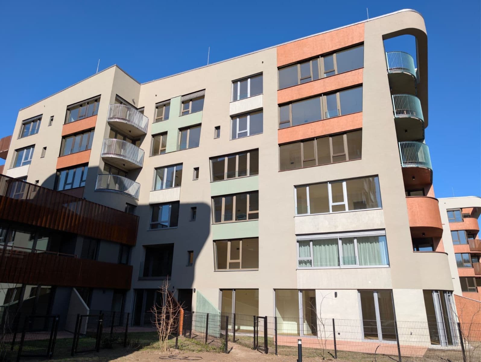 Prenájom bytu 1-izbový 29 m², U Komína, Praha, Praha Prenájom bytu 1-izbový 29 m², U Komína, Praha, Praha