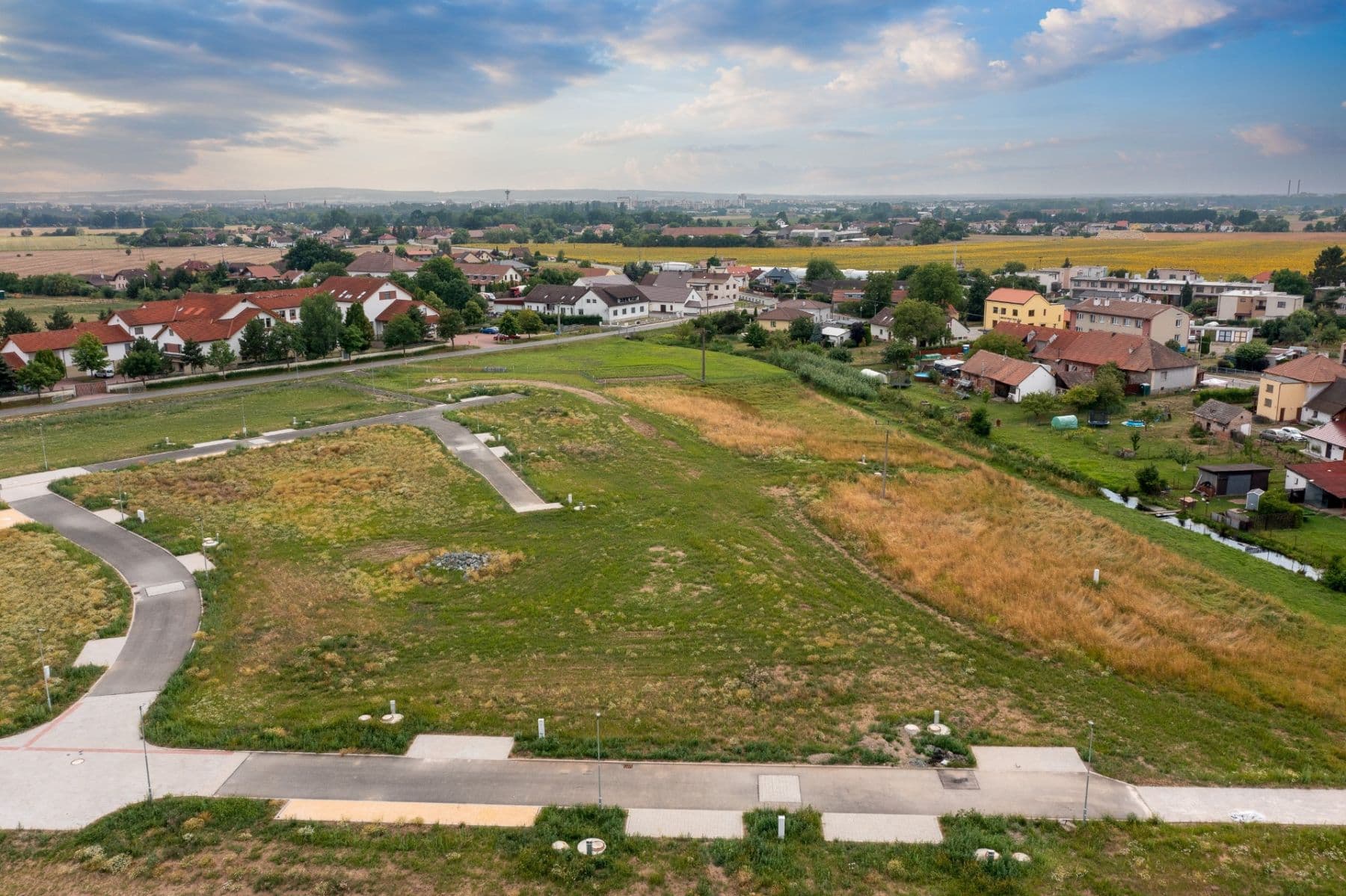 Predaj pozemku 1.152 m², Ráby, Pardubický kraj Predaj pozemku 1.152 m², Ráby, Pardubický kraj