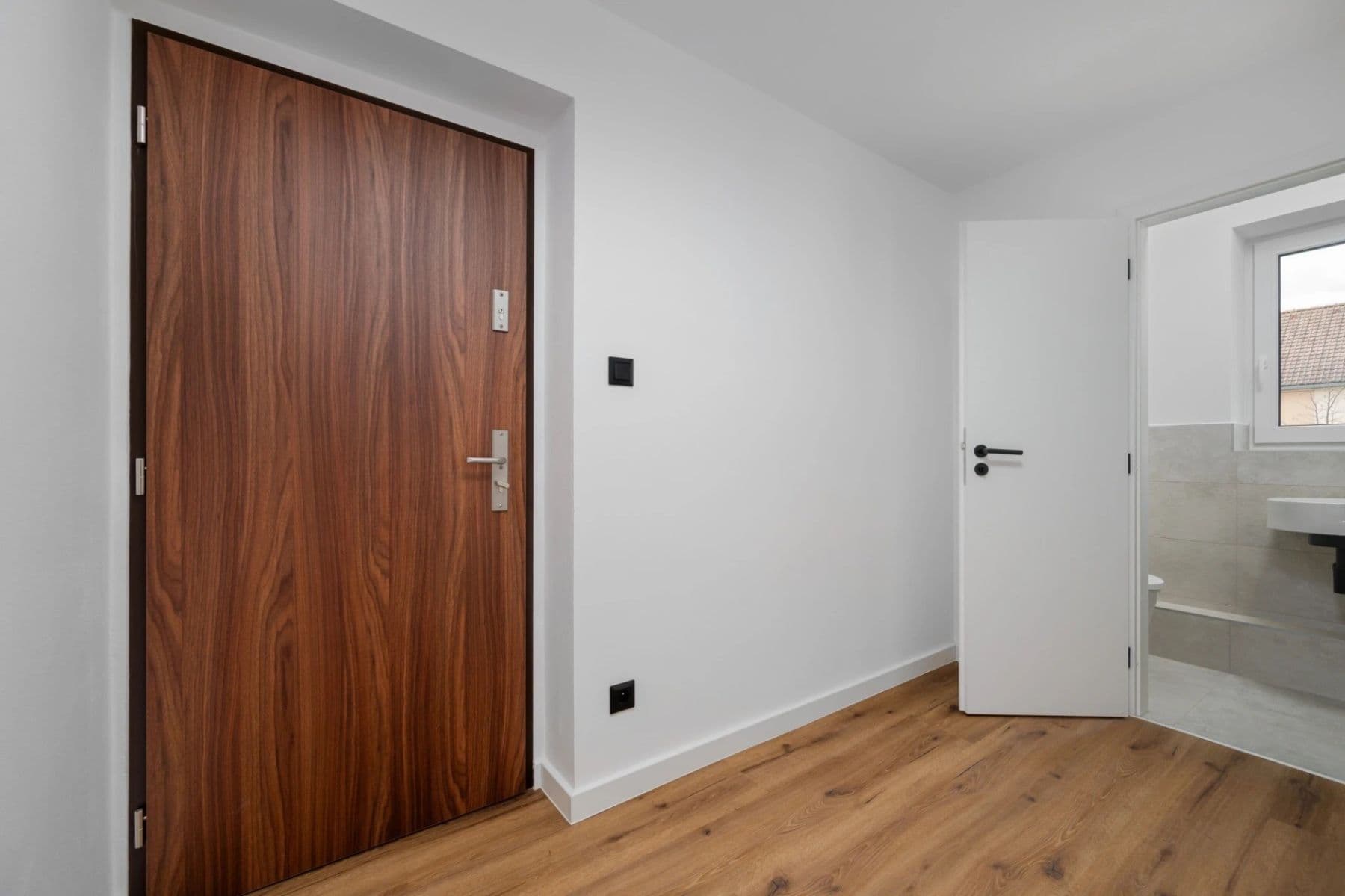 Prenájom bytu 3-izbový 55 m², Zahradní, Liberec, Liberecký kraj Prenájom bytu 3-izbový 55 m², Zahradní, Liberec, Liberecký kraj