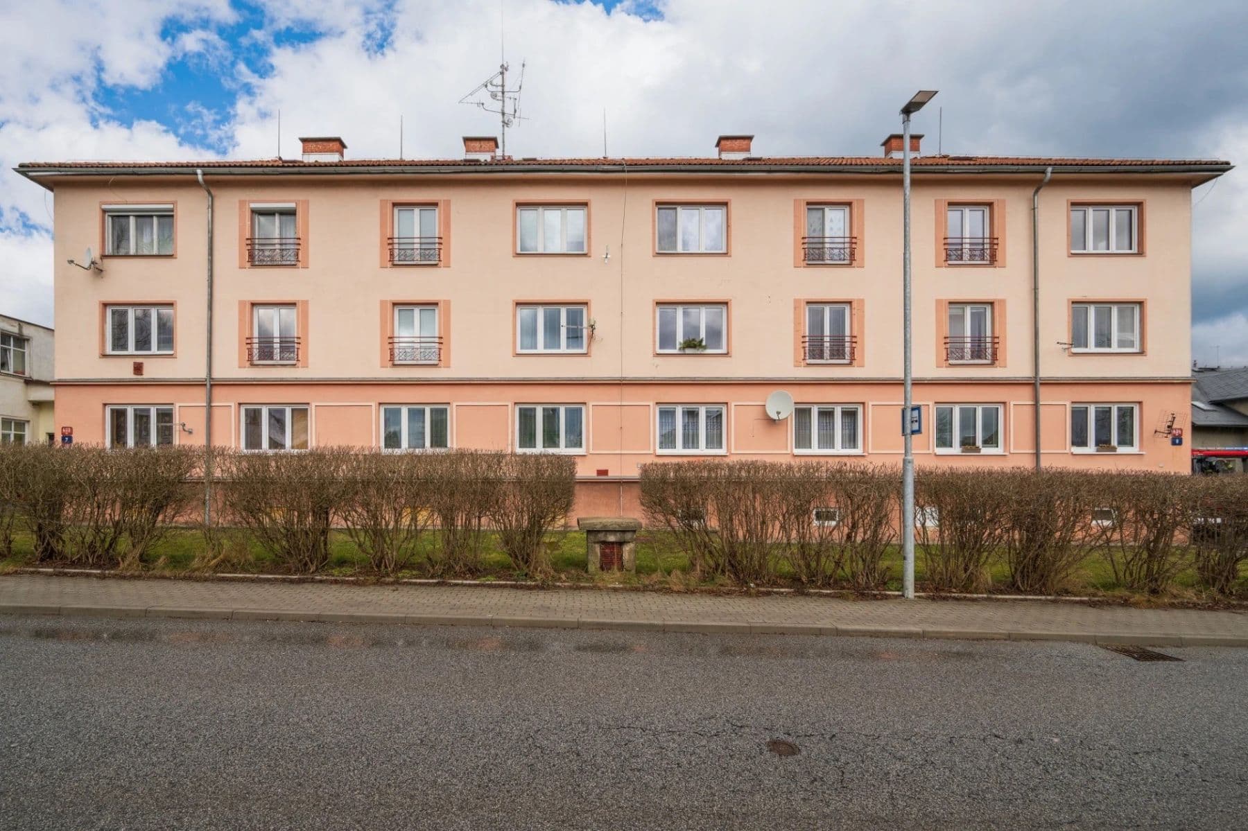 Prenájom bytu 3-izbový 55 m², Zahradní, Liberec, Liberecký kraj Prenájom bytu 3-izbový 55 m², Zahradní, Liberec, Liberecký kraj