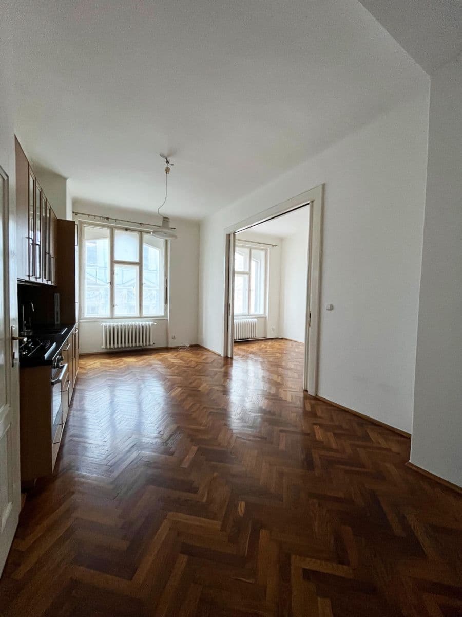 Prenájom bytu 3-izbový 92 m², Spálená, Praha, Praha Prenájom bytu 3-izbový 92 m², Spálená, Praha, Praha