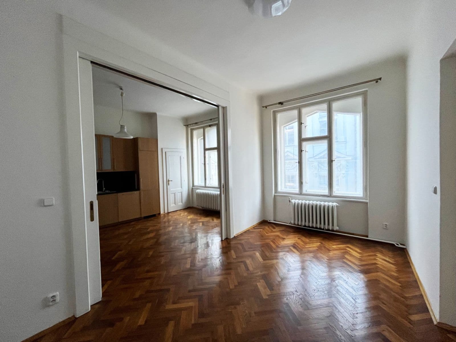 Prenájom bytu 3-izbový 92 m², Spálená, Praha, Praha Prenájom bytu 3-izbový 92 m², Spálená, Praha, Praha