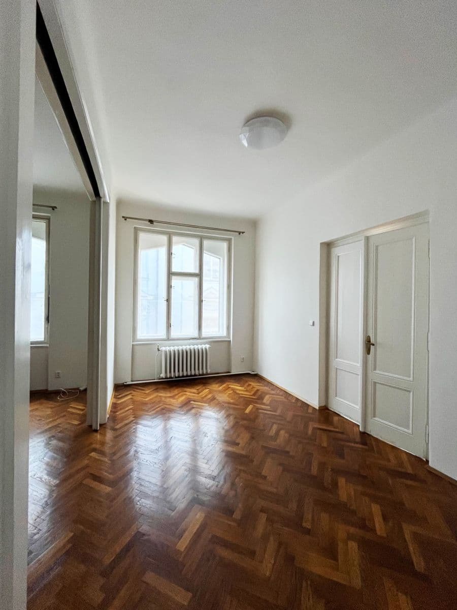 Prenájom bytu 3-izbový 92 m², Spálená, Praha, Praha Prenájom bytu 3-izbový 92 m², Spálená, Praha, Praha