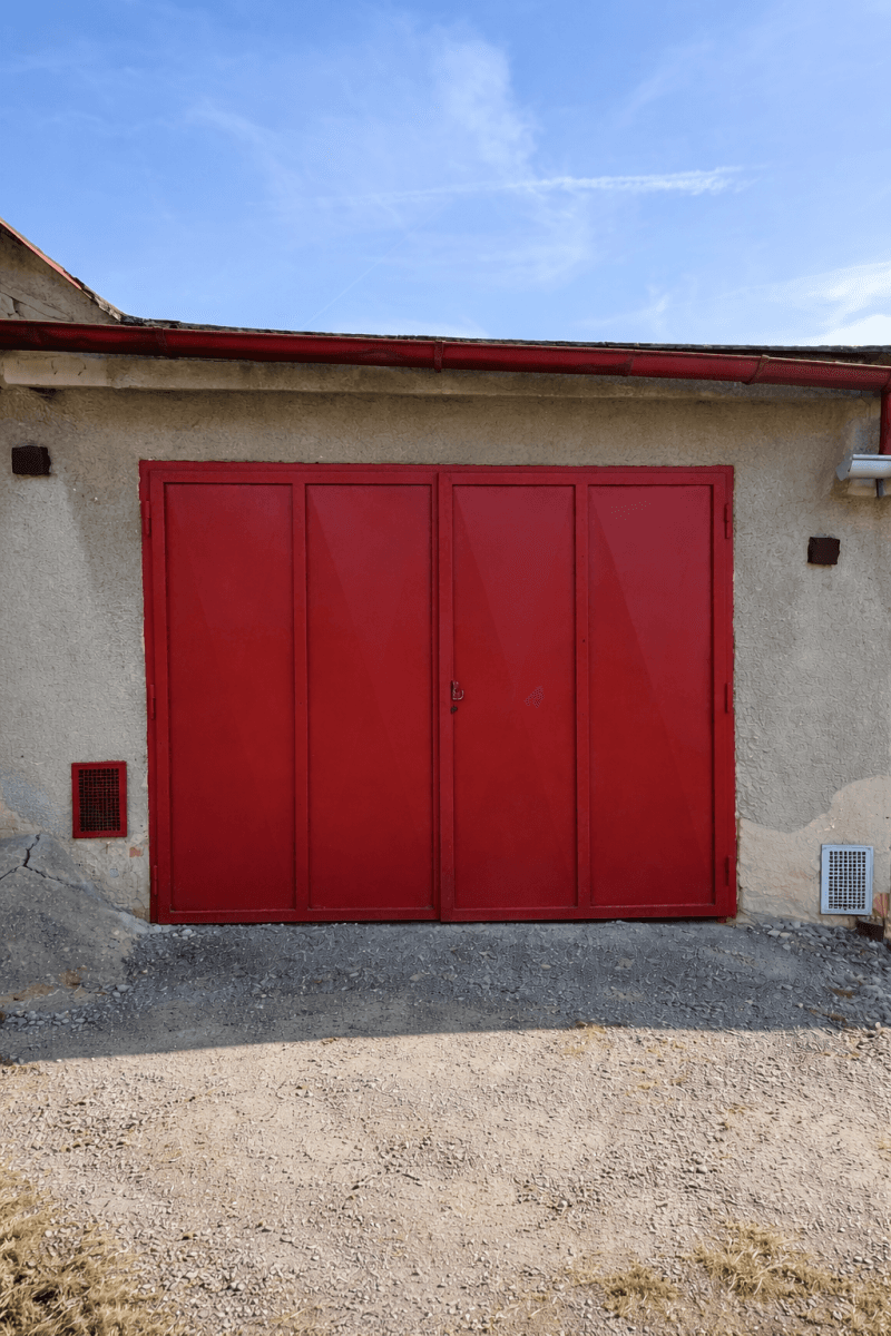 Predaj garáže 20 m², Wolkerova, Pelhřimov, Kraj Vysočina Predaj garáže 20 m², Wolkerova, Pelhřimov, Kraj Vysočina