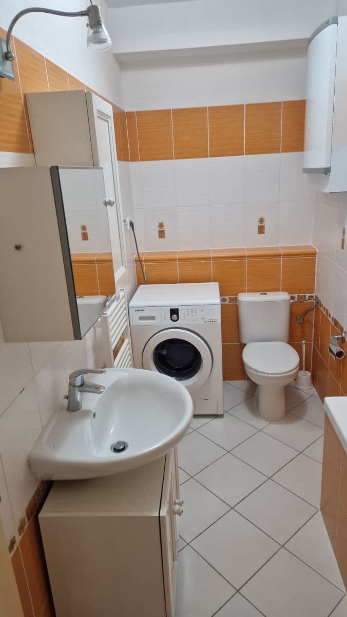Prenájom bytu 2-izbový 49 m², Hrázka, Brno, Jihomoravský kraj Prenájom bytu 2-izbový 49 m², Hrázka, Brno, Jihomoravský kraj