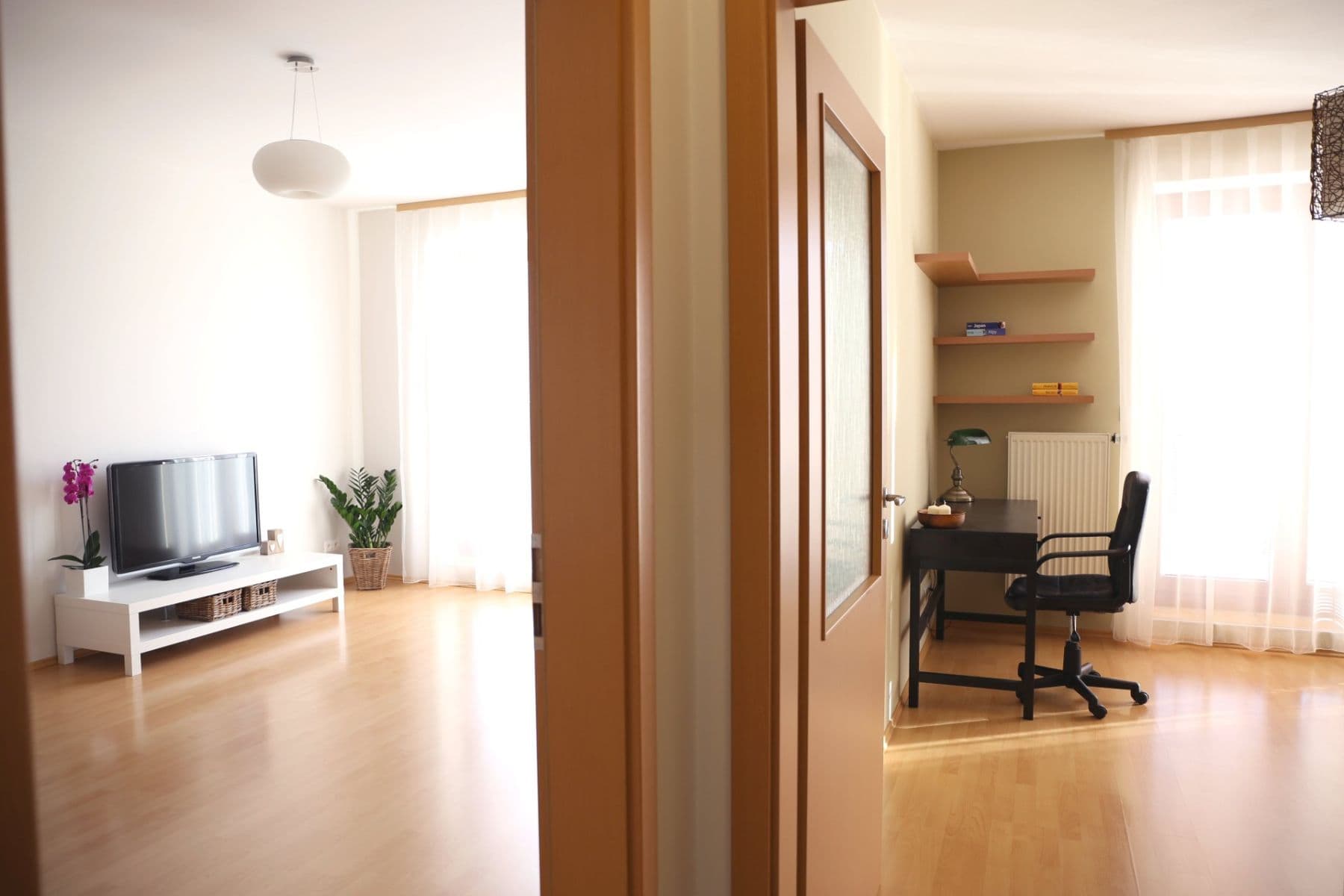 Prenájom bytu 2-izbový 57 m², Lomená, Zbuzany, Středočeský kraj Prenájom bytu 2-izbový 57 m², Lomená, Zbuzany, Středočeský kraj