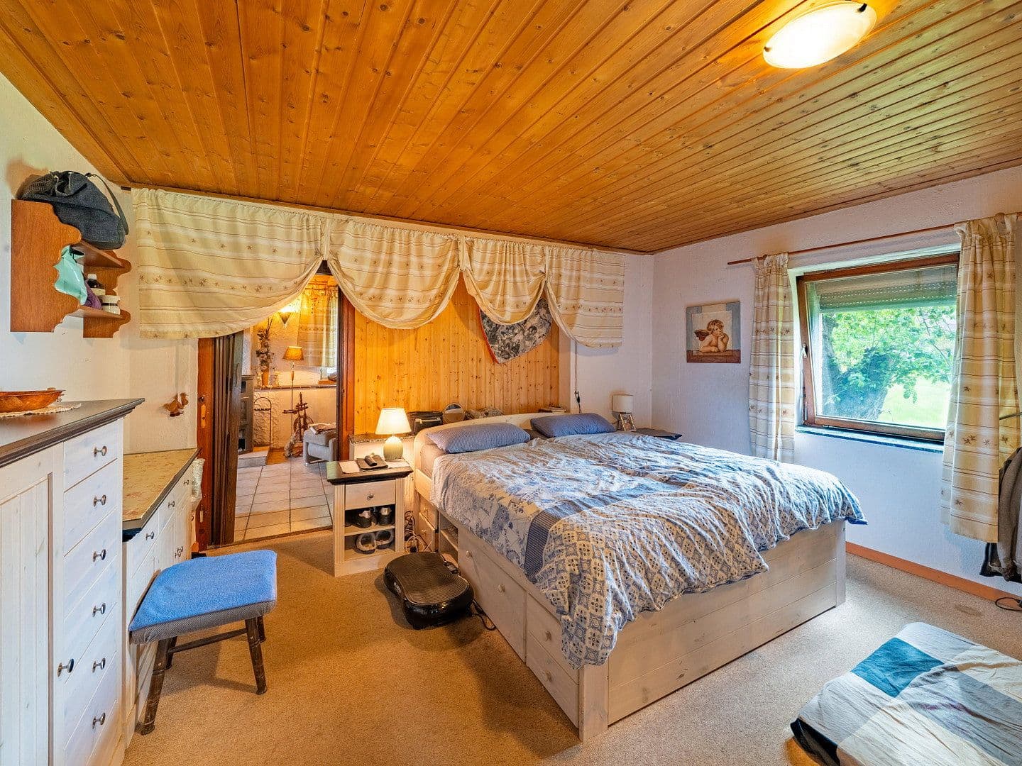 Predaj domu 231 m², pozemek 3.099 m², Rinteln, Dolné Sasko Predaj domu 231 m², pozemek 3.099 m², Rinteln, Dolné Sasko