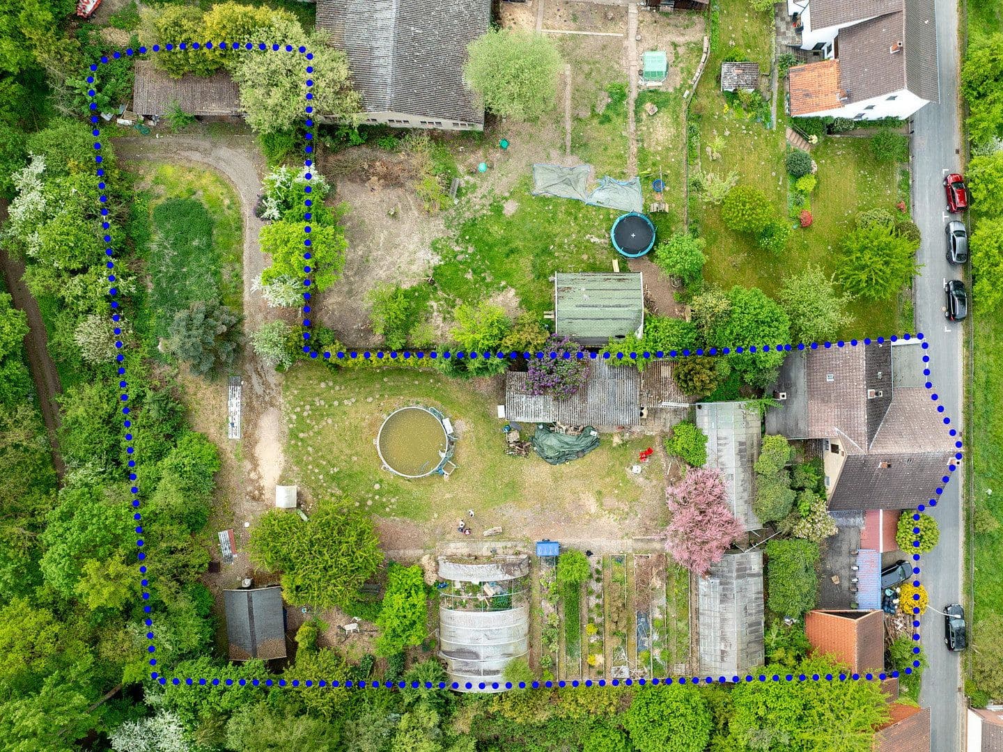Predaj domu 231 m², pozemek 3.099 m², Rinteln, Dolné Sasko Predaj domu 231 m², pozemek 3.099 m², Rinteln, Dolné Sasko