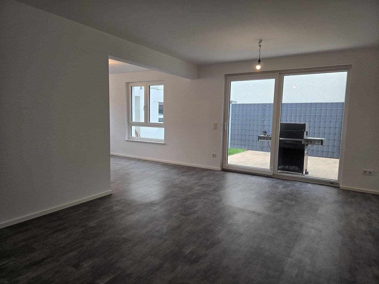 Prenájom bytu 3-izbový 82 m², Schafhaus 39, Ubstadt-Weiher, Bádensko-Wurttembersko Prenájom bytu 3-izbový 82 m², Schafhaus 39, Ubstadt-Weiher, Bádensko-Wurttembersko