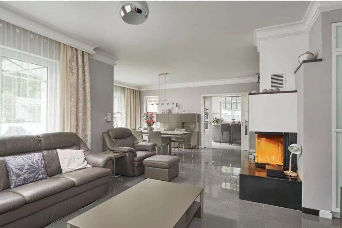 Predaj domu 320 m², pozemek 1.180 m², Berlin, Berlín Predaj domu 320 m², pozemek 1.180 m², Berlin, Berlín