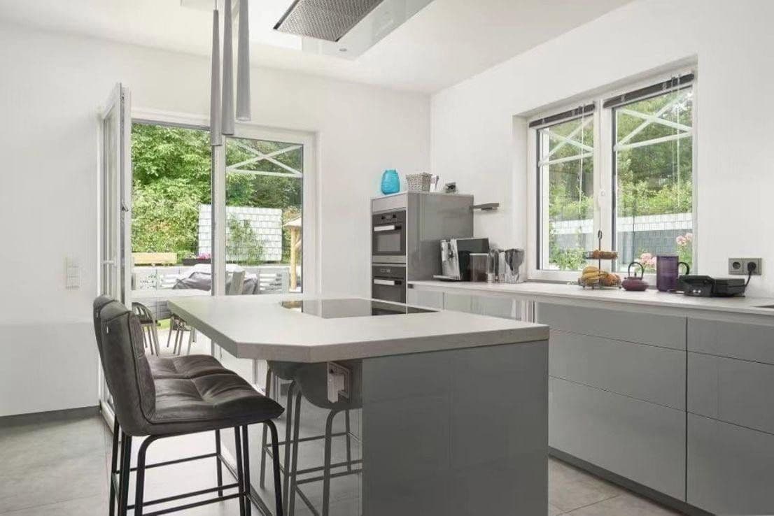Predaj domu 320 m², pozemek 1.180 m², Berlin, Berlín Predaj domu 320 m², pozemek 1.180 m², Berlin, Berlín
