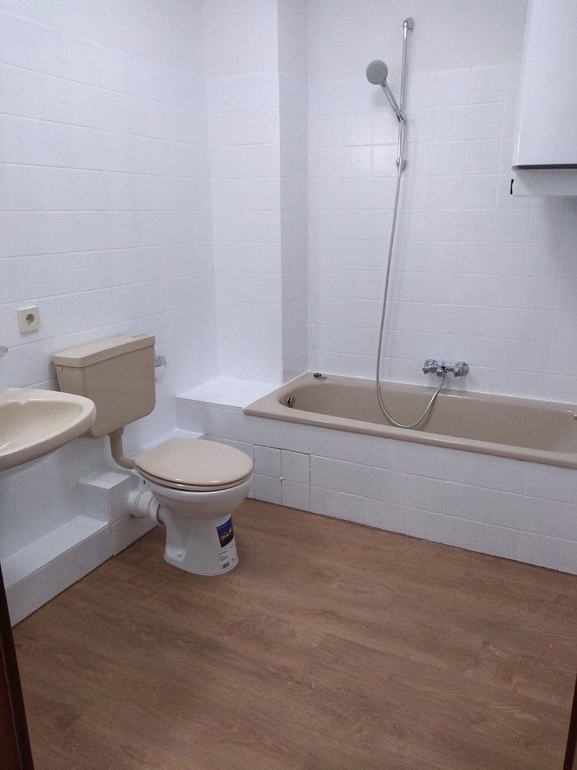 Prenájom bytu 1-izbový 63 m², Hamburg Marmstorf, Hamburg Prenájom bytu 1-izbový 63 m², Hamburg Marmstorf, Hamburg