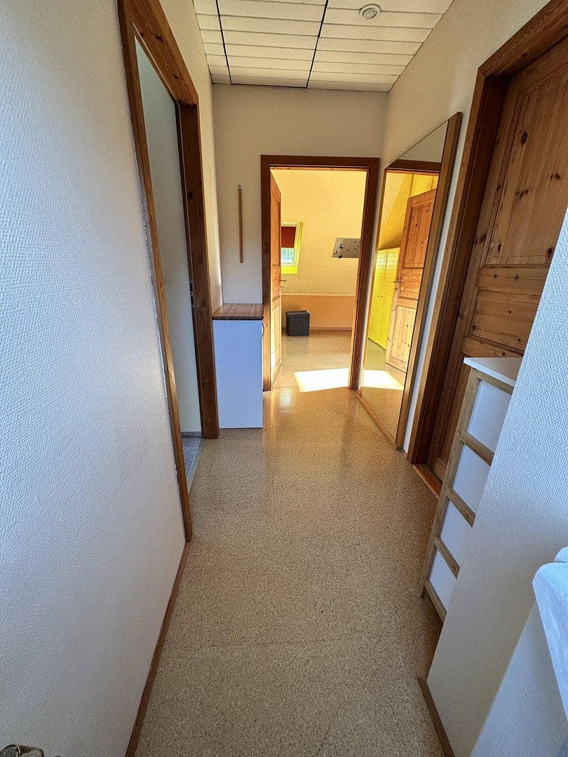 Prenájom bytu 4-izbový 100 m², Kiel, Šlezvicko-Holštajnsko Prenájom bytu 4-izbový 100 m², Kiel, Šlezvicko-Holštajnsko