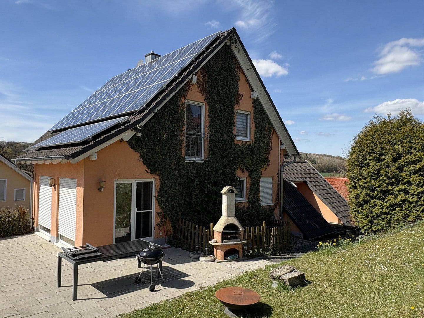 Predaj domu 185 m², pozemek 660 m², In der Beund 9, Kirchheim, Bavorsko Predaj domu 185 m², pozemek 660 m², In der Beund 9, Kirchheim, Bavorsko