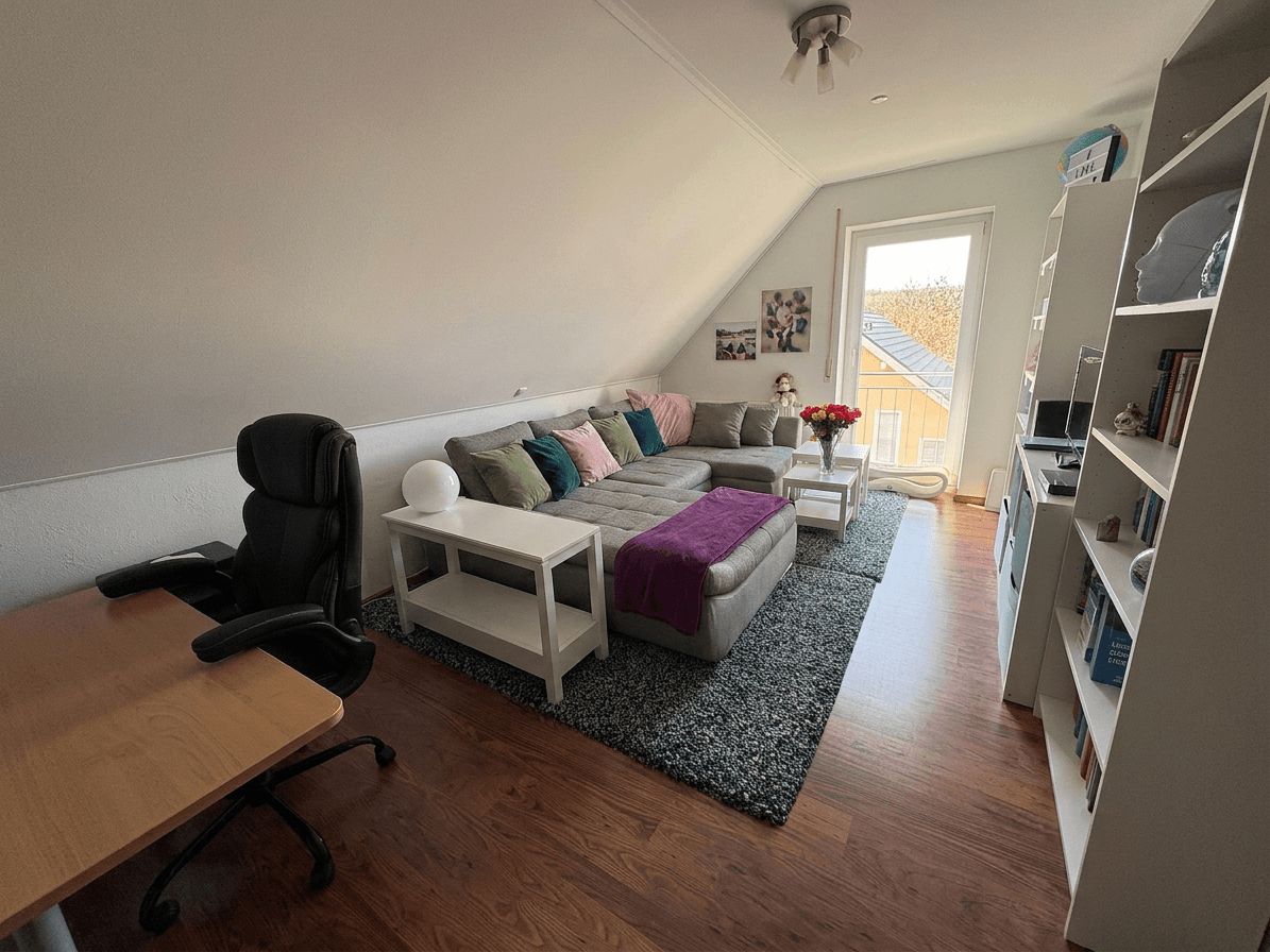 Predaj domu 185 m², pozemek 660 m², In der Beund 9, Kirchheim, Bavorsko Predaj domu 185 m², pozemek 660 m², In der Beund 9, Kirchheim, Bavorsko