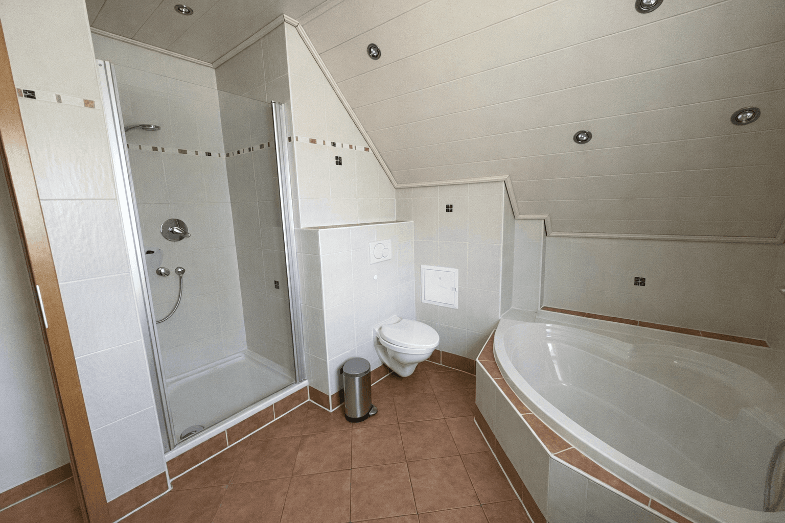Predaj domu 185 m², pozemek 660 m², In der Beund 9, Kirchheim, Bavorsko Predaj domu 185 m², pozemek 660 m², In der Beund 9, Kirchheim, Bavorsko