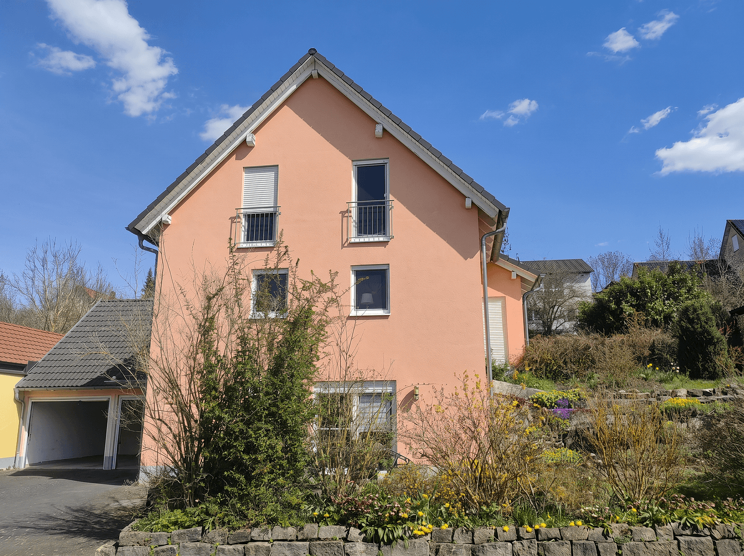 Predaj domu 185 m², pozemek 660 m², In der Beund 9, Kirchheim, Bavorsko Predaj domu 185 m², pozemek 660 m², In der Beund 9, Kirchheim, Bavorsko