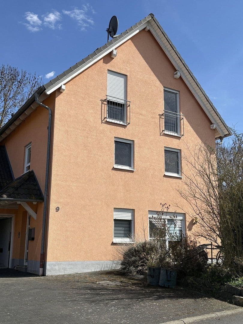 Predaj domu 185 m², pozemek 660 m², In der Beund 9, Kirchheim, Bavorsko Predaj domu 185 m², pozemek 660 m², In der Beund 9, Kirchheim, Bavorsko