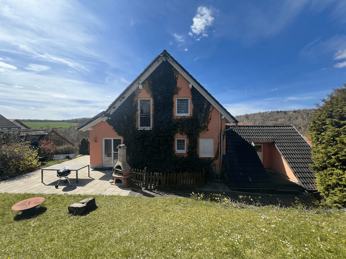 Predaj domu 185 m², pozemek 660 m², In der Beund 9, Kirchheim, Bavorsko Predaj domu 185 m², pozemek 660 m², In der Beund 9, Kirchheim, Bavorsko