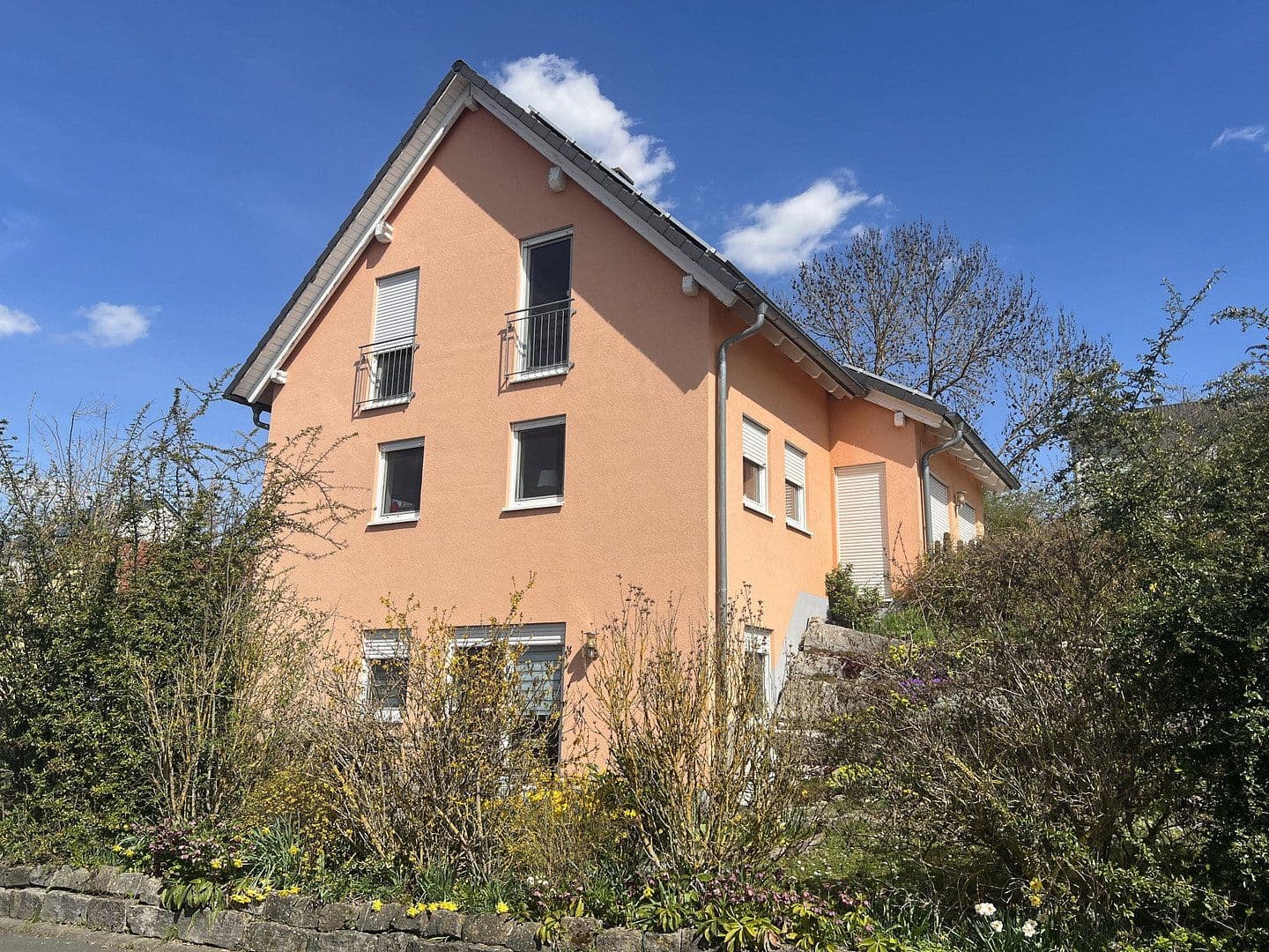 Predaj domu 185 m², pozemek 660 m², In der Beund 9, Kirchheim, Bavorsko Predaj domu 185 m², pozemek 660 m², In der Beund 9, Kirchheim, Bavorsko