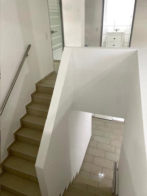 Prenájom kancelárie 185 m², Bergisch Gladbacher Straße 1000, Köln, Severné Porýnie - Westfálsko Prenájom kancelárie 185 m², Bergisch Gladbacher Straße 1000, Köln, Severné Porýnie - Westfálsko
