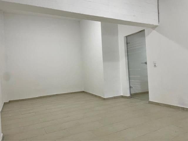 Prenájom kancelárie 185 m², Bergisch Gladbacher Straße 1000, Köln, Severné Porýnie - Westfálsko Prenájom kancelárie 185 m², Bergisch Gladbacher Straße 1000, Köln, Severné Porýnie - Westfálsko
