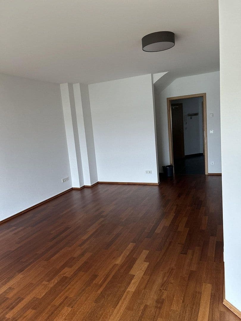 Predaj bytu 5-izbový 134 m², Am Deibach, Igel, Porýnie-Falcko Predaj bytu 5-izbový 134 m², Am Deibach, Igel, Porýnie-Falcko
