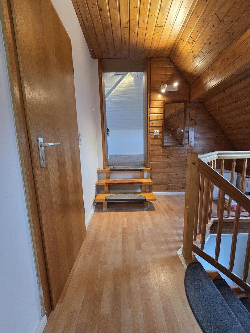 Prenájom bytu 5-izbový 125 m², Bahnhofstraße 5, Arnstein, Bavorsko Prenájom bytu 5-izbový 125 m², Bahnhofstraße 5, Arnstein, Bavorsko