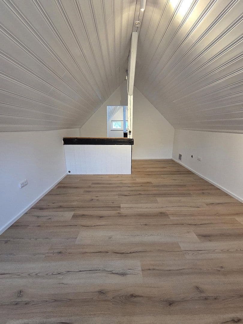 Prenájom bytu 5-izbový 125 m², Bahnhofstraße 5, Arnstein, Bavorsko Prenájom bytu 5-izbový 125 m², Bahnhofstraße 5, Arnstein, Bavorsko
