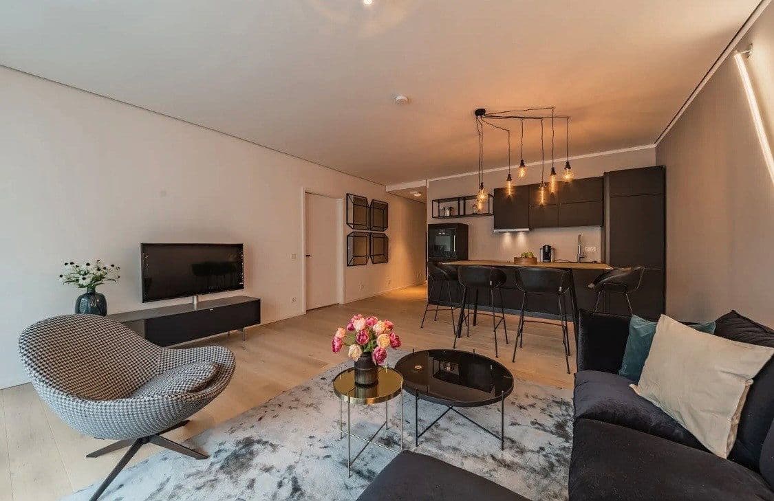 Prenájom bytu 2-izbový 65 m², Wien, Viedeň Prenájom bytu 2-izbový 65 m², Wien, Viedeň