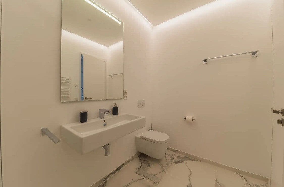 Prenájom bytu 2-izbový 65 m², Wien, Viedeň Prenájom bytu 2-izbový 65 m², Wien, Viedeň