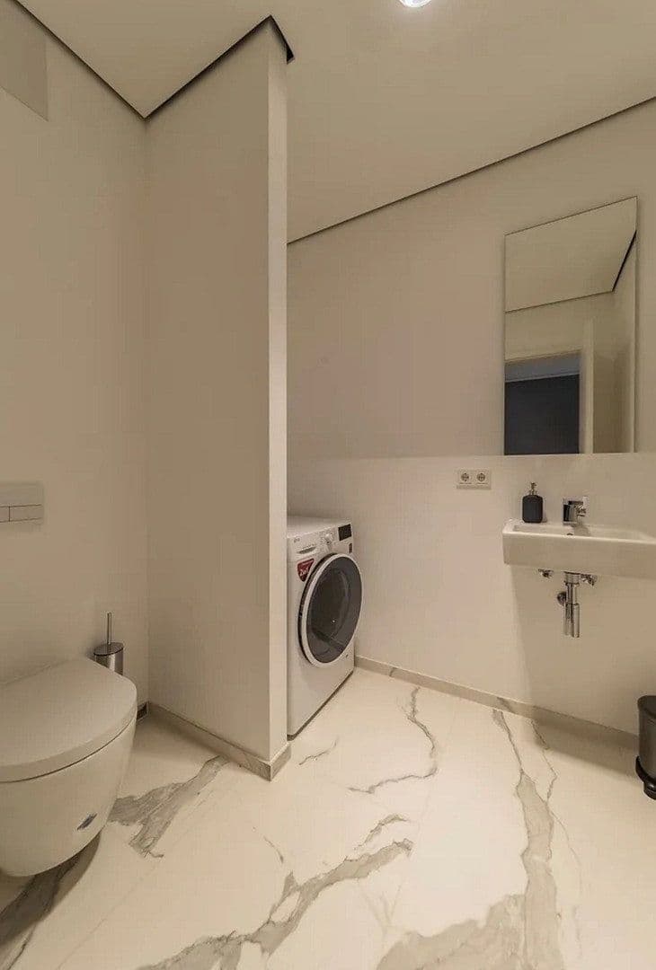 Prenájom bytu 2-izbový 65 m², Wien, Viedeň Prenájom bytu 2-izbový 65 m², Wien, Viedeň