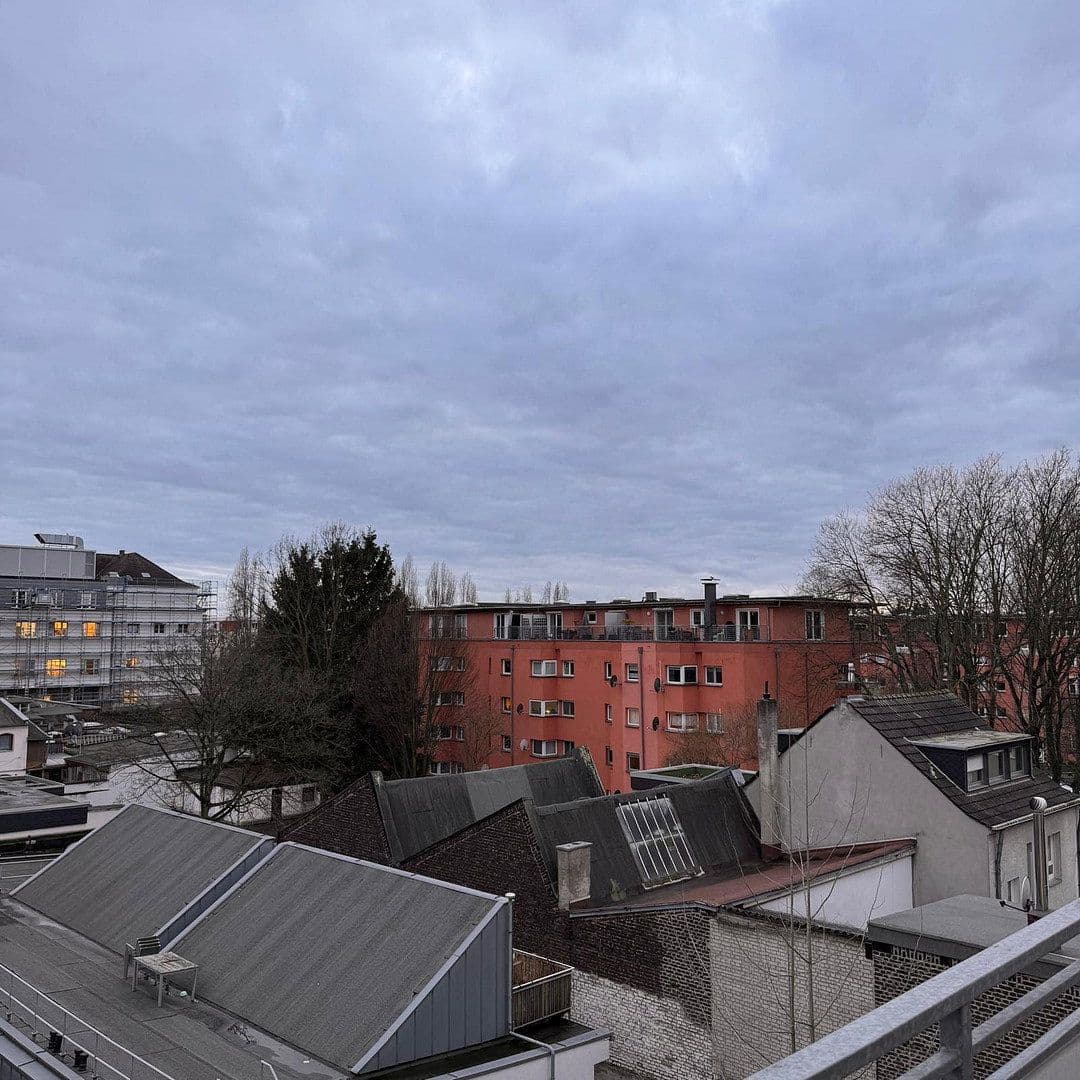 Prenájom bytu 1-izbový 37 m², Mauenheimer Str. 125, Köln, Severné Porýnie - Westfálsko Prenájom bytu 1-izbový 37 m², Mauenheimer Str. 125, Köln, Severné Porýnie - Westfálsko
