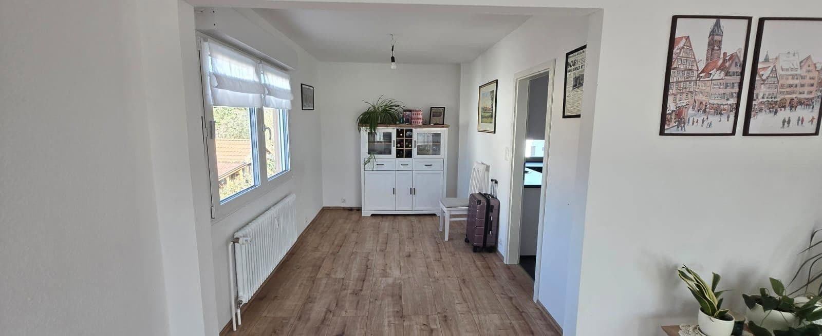 Prenájom bytu 3-izbový 89 m², Mainbernheim, Bavorsko Prenájom bytu 3-izbový 89 m², Mainbernheim, Bavorsko