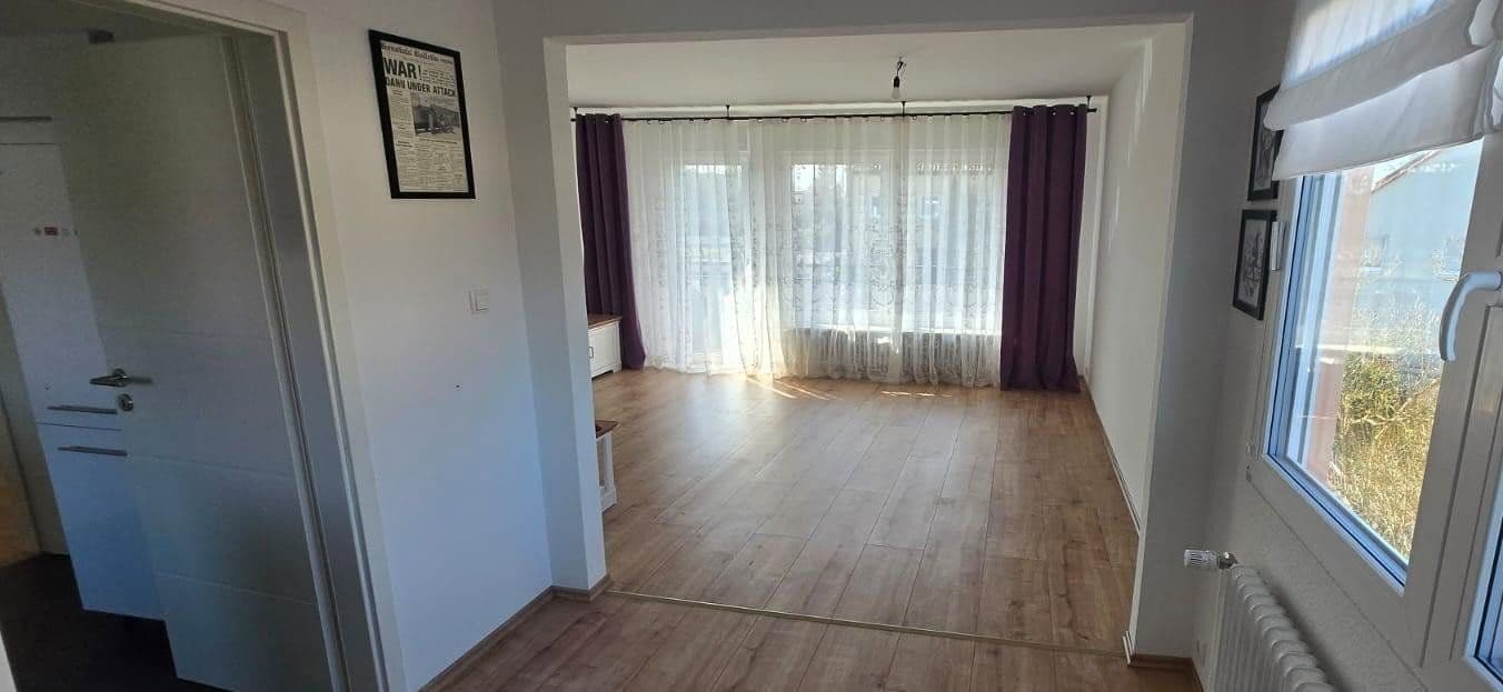 Prenájom bytu 3-izbový 89 m², Mainbernheim, Bavorsko Prenájom bytu 3-izbový 89 m², Mainbernheim, Bavorsko